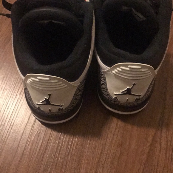 Retro Jordan 3 - Picture 6 of 7